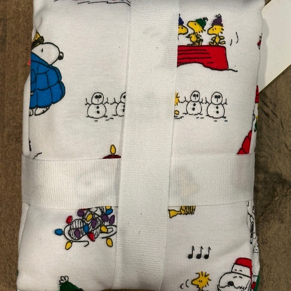 Peanuts® Snoopy® Holiday Kids Organic Cotton Pajama Set - PBK - Picture 7 of 8